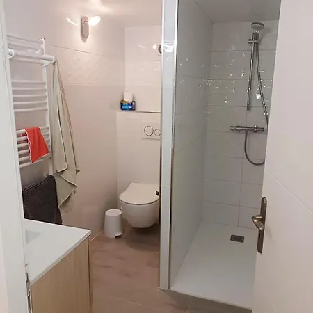 Holiday home Maison Agay Avec Piscine Pres De La Plage