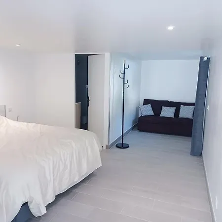 Maison Agay Avec Piscine Pres De La Plage Holiday home *